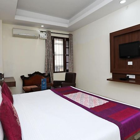 Oyo 680 Hotel Ranjana Heritage Lucknow Buitenkant foto