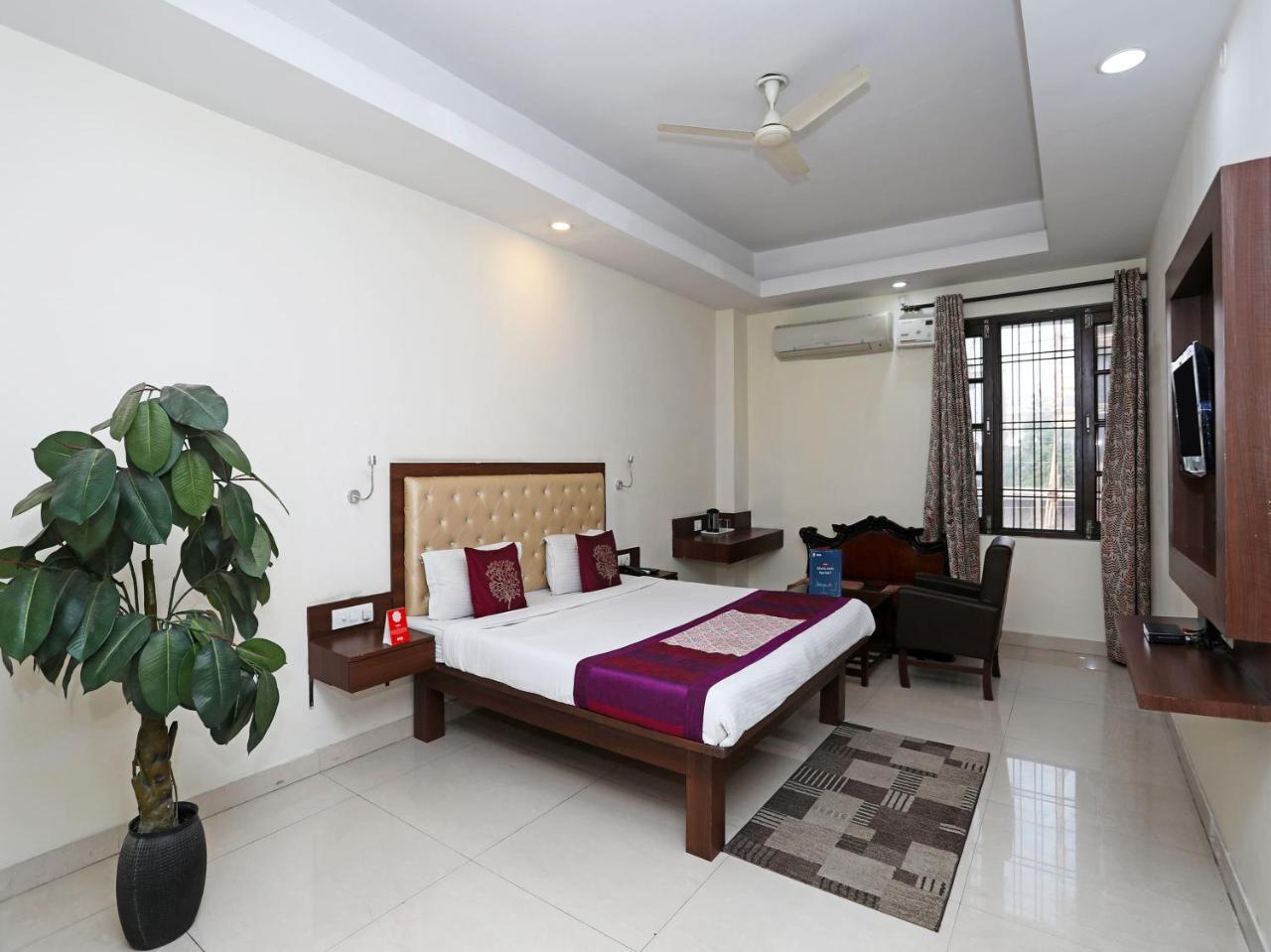 Oyo 680 Hotel Ranjana Heritage Lucknow Buitenkant foto