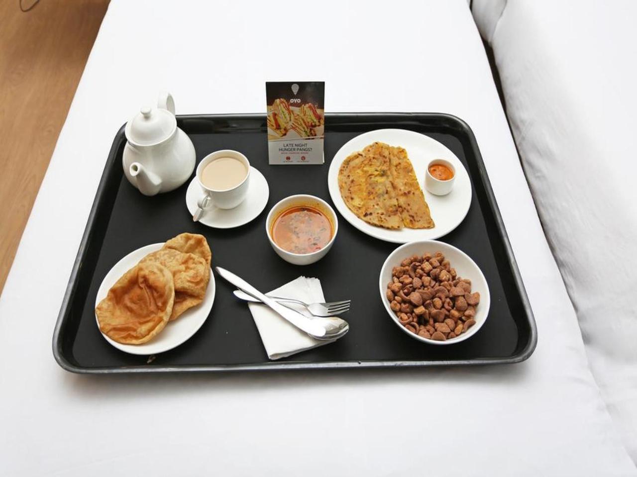 Oyo 680 Hotel Ranjana Heritage Lucknow Buitenkant foto