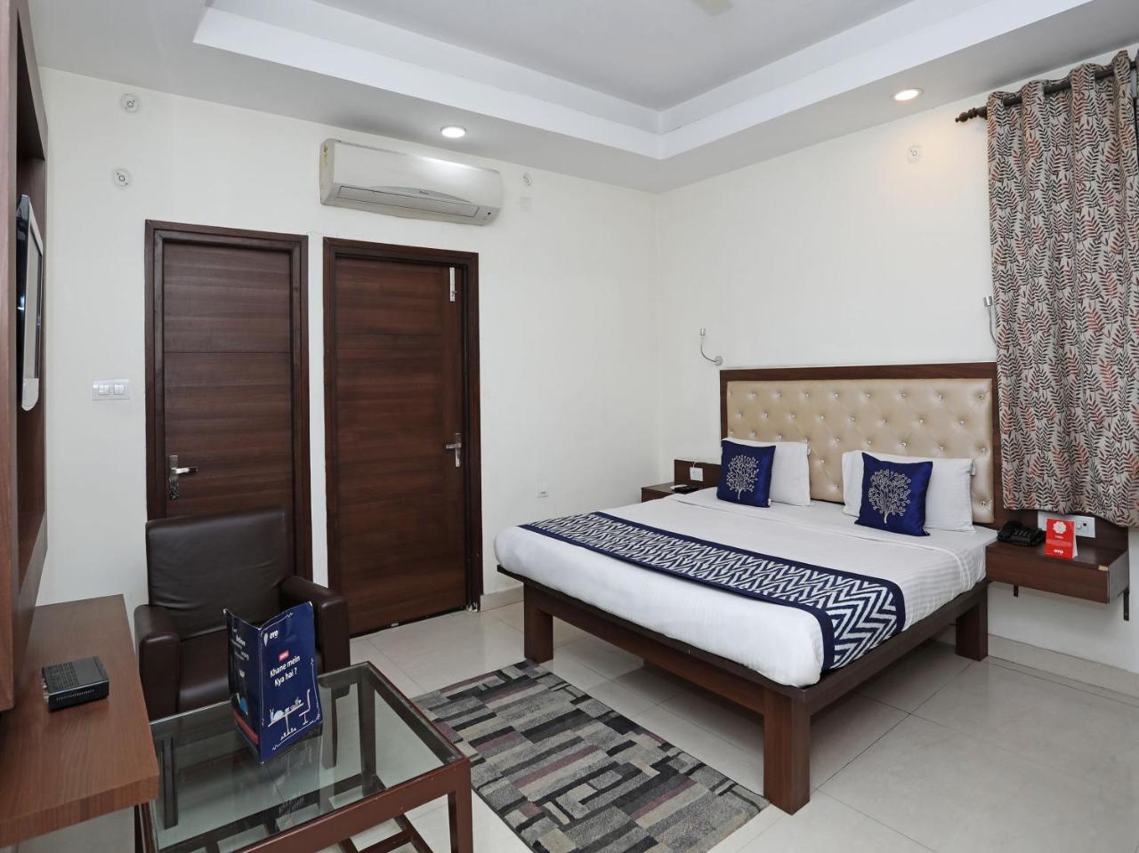Oyo 680 Hotel Ranjana Heritage Lucknow Buitenkant foto